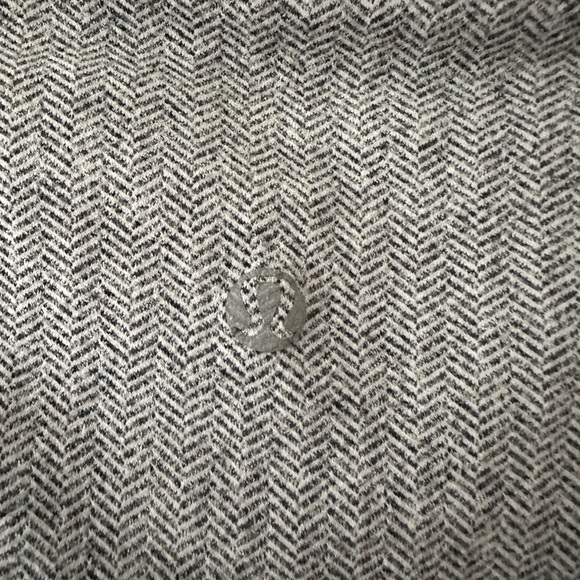 Lululemon leggings - Picture 6 of 8